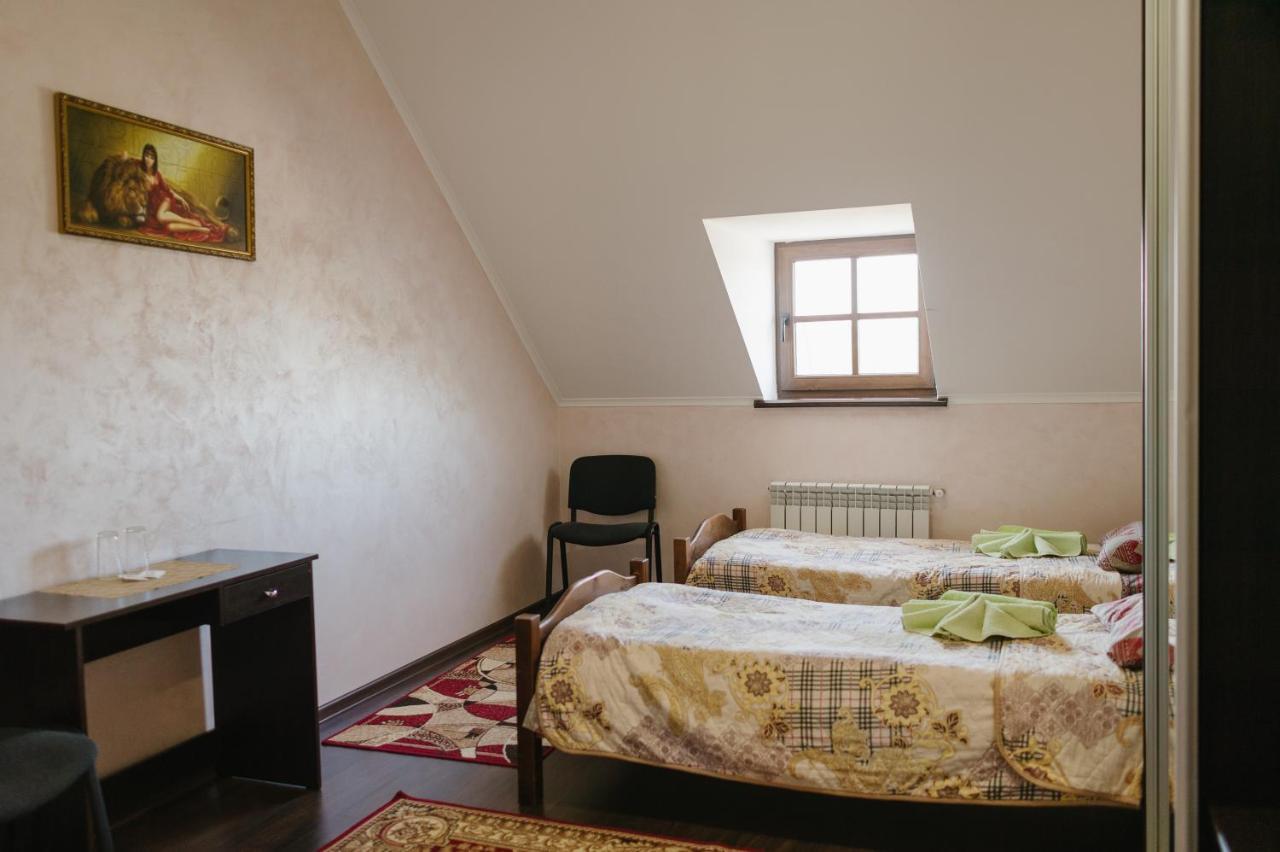 Джерело Kamjanez-Podilskyj Exterior foto